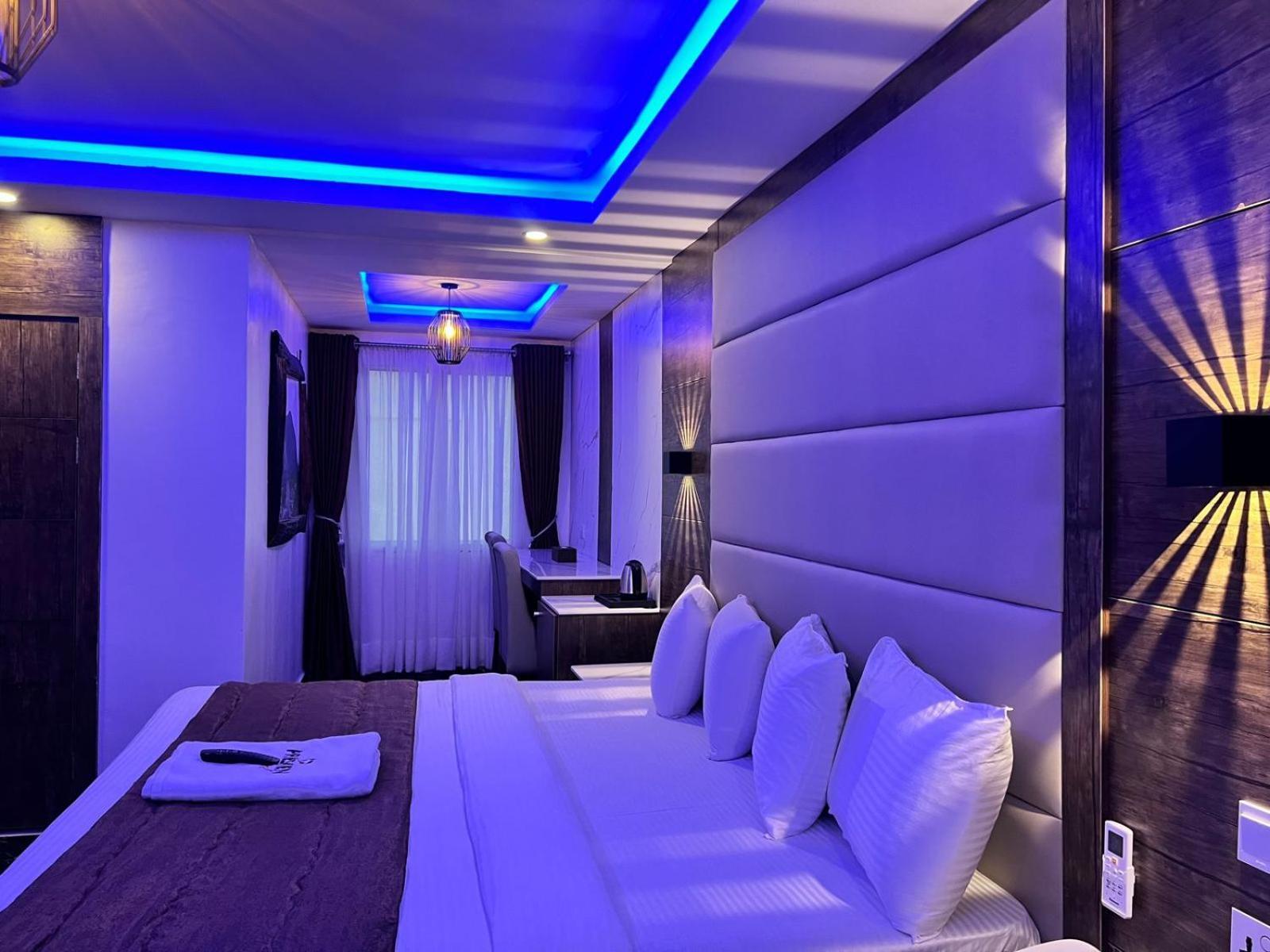 Hotel Presken Kuramo Waters à Lagos Extérieur photo