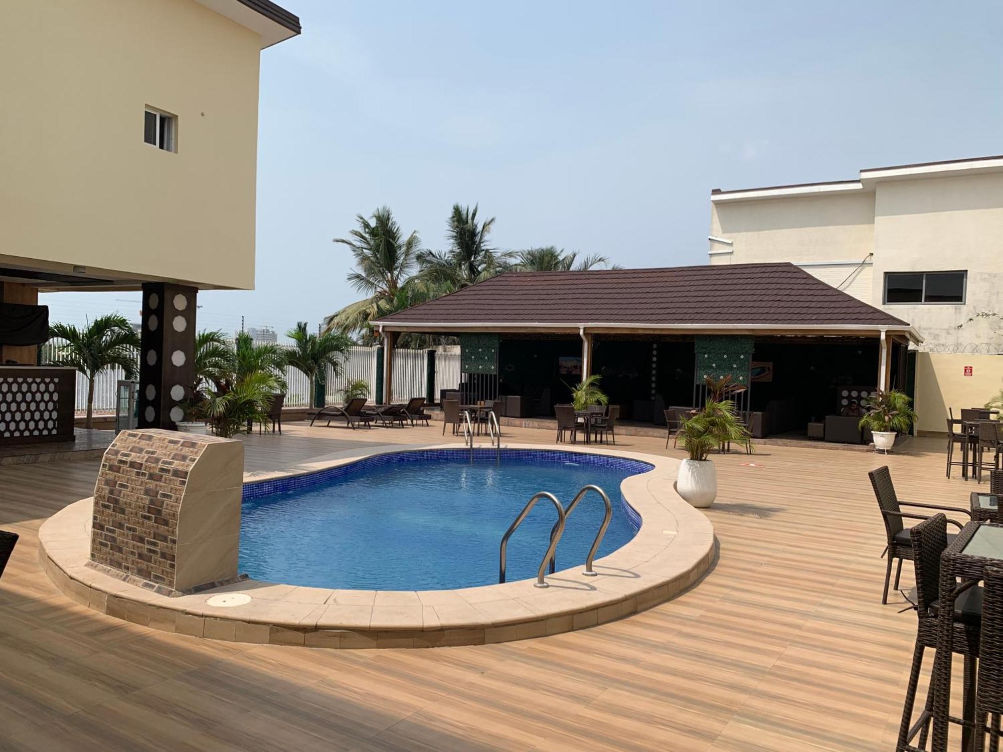 Hotel Presken Kuramo Waters à Lagos Extérieur photo